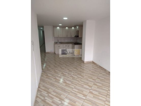 Venta Apartamento Edificio Amarelo Barrio Panemericano Niquia Bello